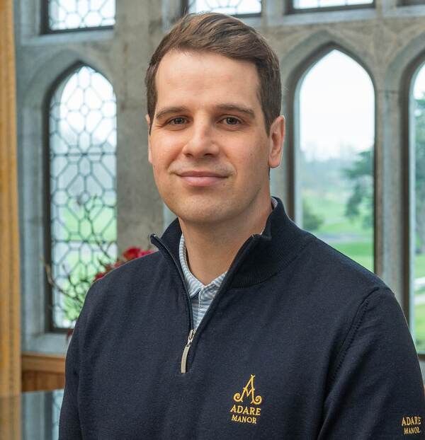 Fraser Thomson Headshot (2).jpg