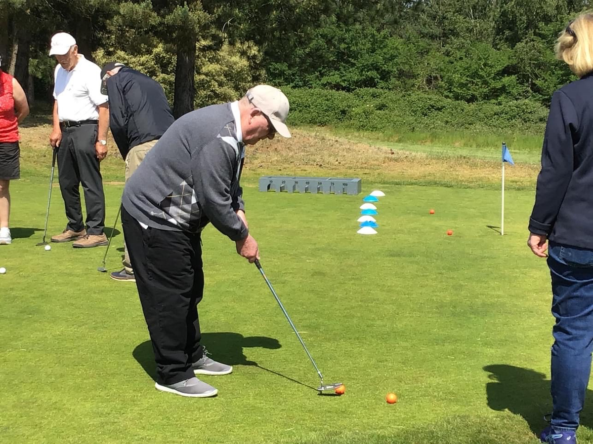 'Fore' Get Me Not Golf.png