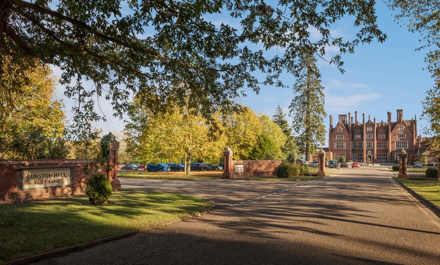 Dunston-Hall-Hotel-Norwich-hotel-and-grounds-09 (1).jpg